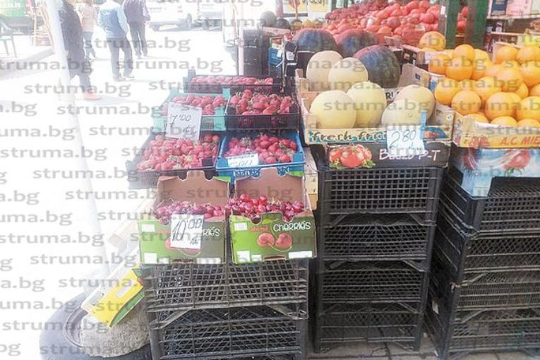 Цената на първите череши шокира дупничани 