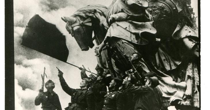 9 май 1945: Кой заби знамето на Райхстага?