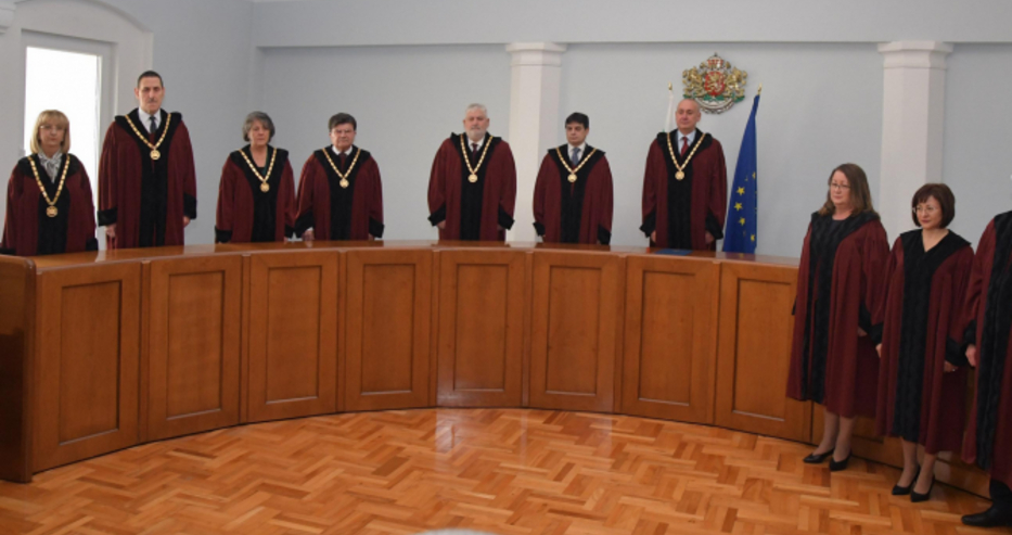 Пробив в практиката на КС заради царските имоти