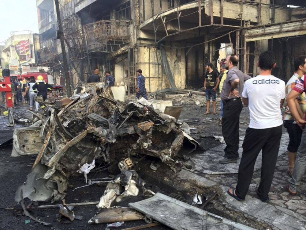 Бомба уби 8 и рани 15 в Багдад