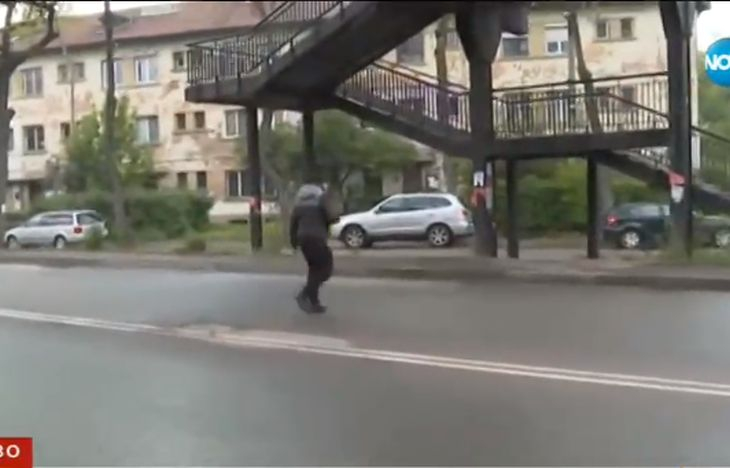 Пресичане като игра на руска ролетка в Перник (ВИДЕО)
