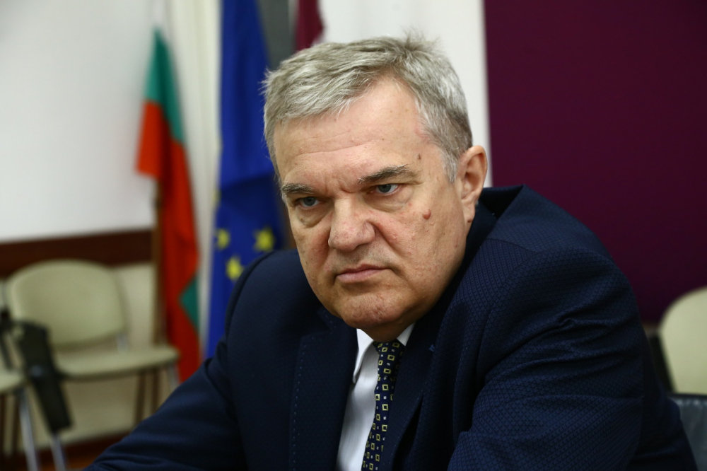 Румен Петков с мълниеносен коментар за сагата "Магнитски"