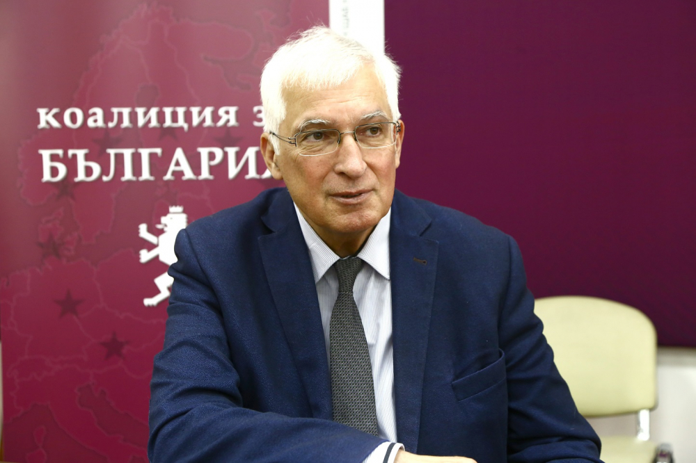 Проф. Боян Дуранкев с много лоша прогноза за скок на цените заради китайската чума