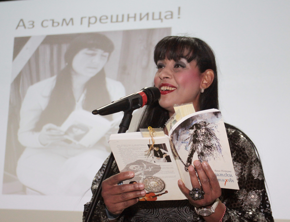 Дъщерята на Ваня Петкова направи смразяващи дъха разкрития за майка си 