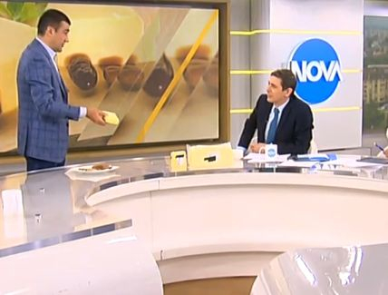 Ето как да разпознаете жълтата гадост, която ни пробутват вместо кашкавал по магазините (ВИДЕО)