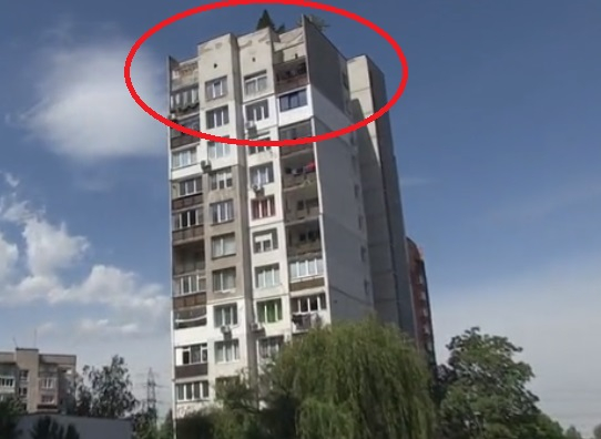 БЛИЦ TV: Няма да повярвате какво имат софиянци на покрива на олющена панелка 