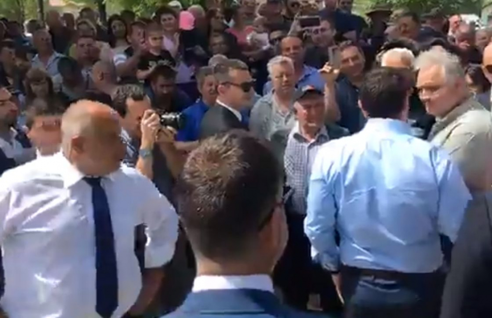 Борисов качи Ципрас на джипа си и отсече: Избиваме се, а после... (СНИМКИ/ВИДЕО)