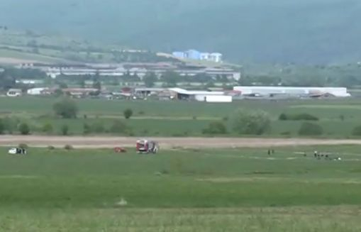 Първи СНИМКИ и ВИДЕО от зловещата авиокатастрофа с 2 трупа край Ихтиман