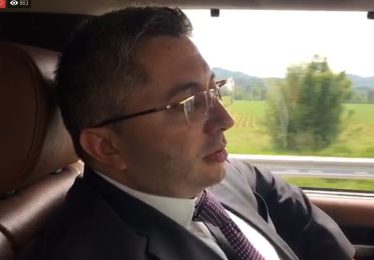 ВИДЕО след изборите: Борисов вози Дончев, Нанков и Горанов далеч от София, а те бъбрят за...