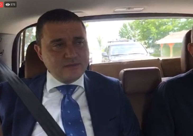 ВИДЕО след изборите: Борисов вози Дончев, Нанков и Горанов далеч от София, а те бъбрят за...