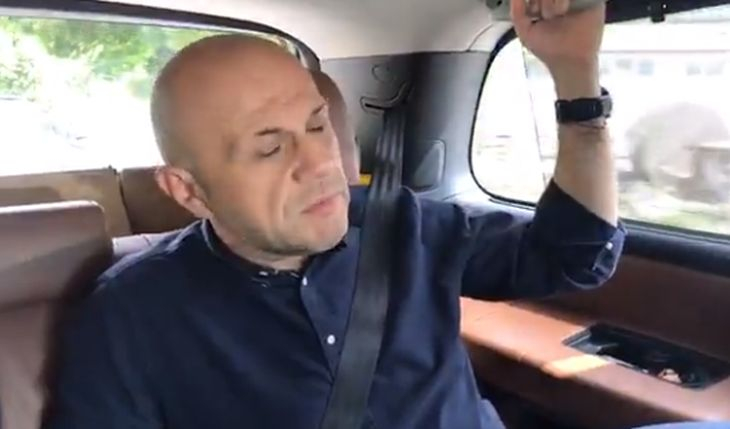 ВИДЕО след изборите: Борисов вози Дончев, Нанков и Горанов далеч от София, а те бъбрят за...