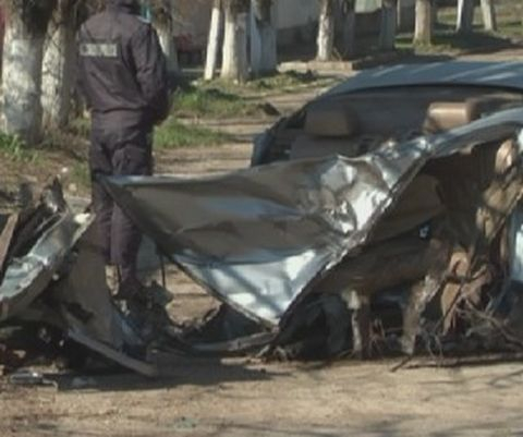 Млад мъж загина в зверска катастрофа във Варненско