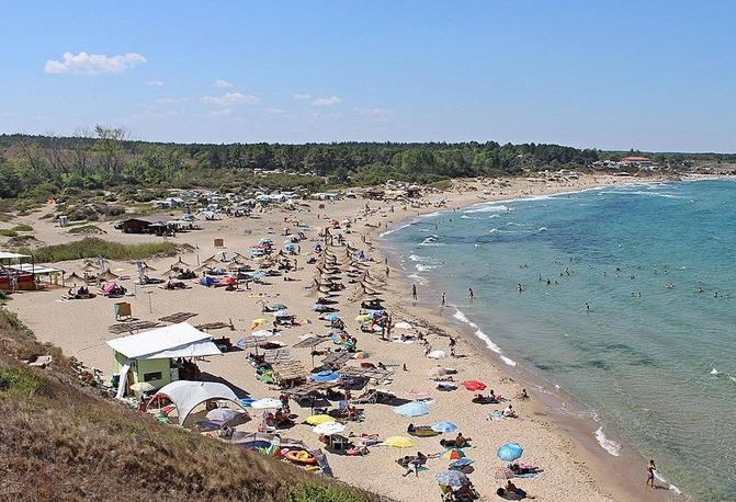 Важна новина за всички, които ще плажуват на Царево