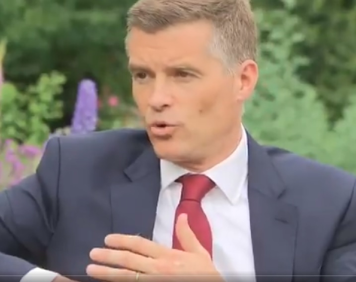 Пореден кандидат за поста на Тереза Мей