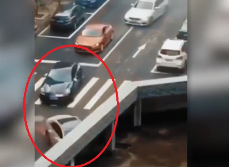  ВИДЕО от "Омагьосания мост" с изчезващи коли пощури мрежата