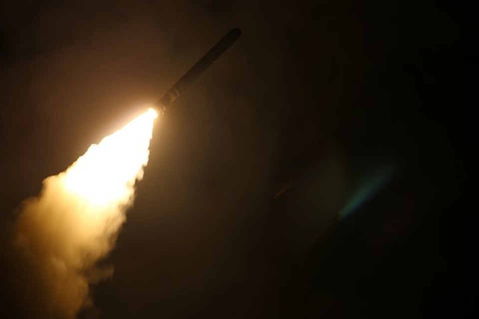 Експлозии на военно летище в Сирия