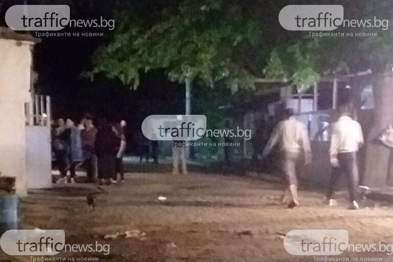 Жесток масов бой на убиване между цигански фамилии в Пловдив, полиция едва ги усмири (СНИМКИ)
