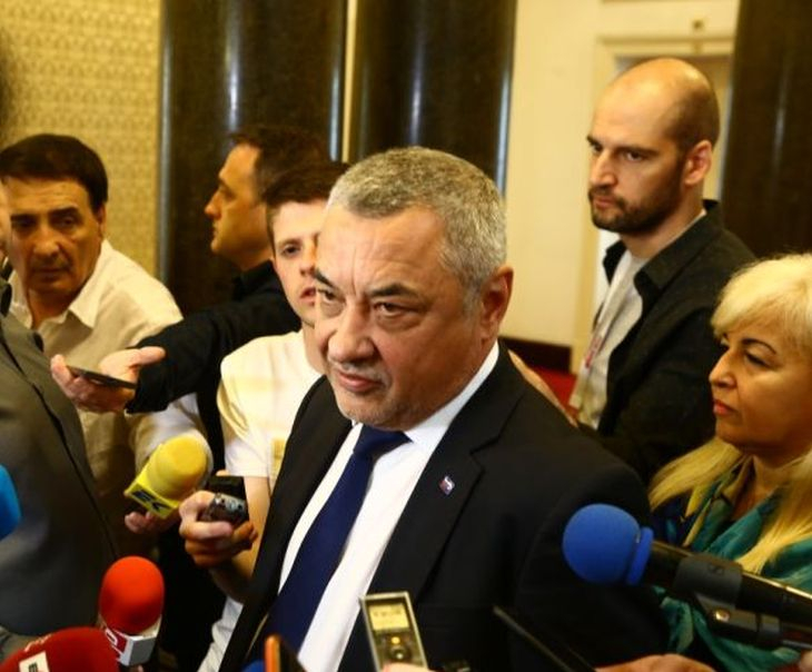 Валери Симеонов с притеснително изказване за Обединени патриоти