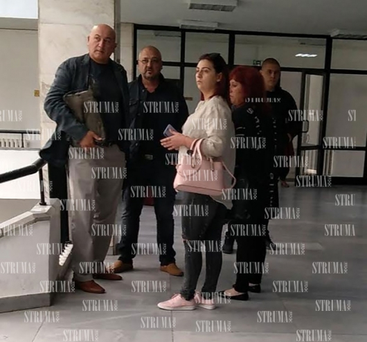 Защитата на бизнесмен, убил шестима в Пиринско, наглее в съда, боят се размина на косъм 