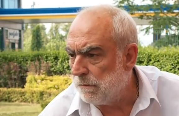 Адвокатът на ученика терорист разкри защо баща му го е издал и как се е радикализирал (ВИДЕО)