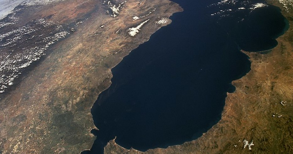 600 000 тона отпадъци се изхвърлят в Средиземно море