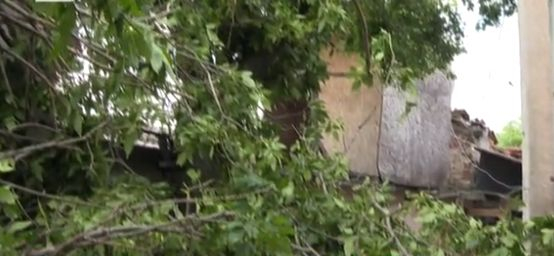Страшна буря, незапомнена от 70 години, удари старозагорско село
