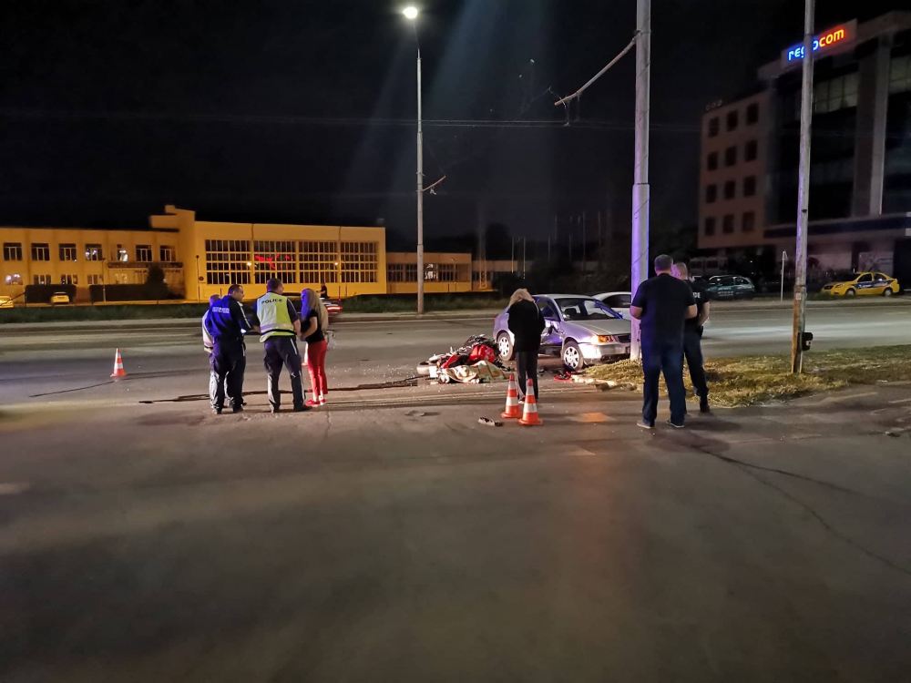 Само в БЛИЦ: Трагедията със загиналия моторист във Варна е неописуема! (СНИМКИ)