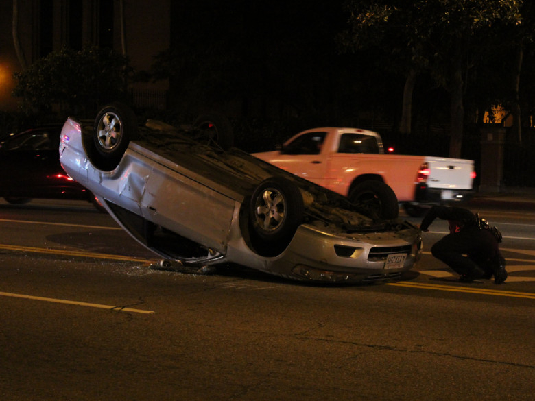 Как да избегнем преобръщане на автомобила