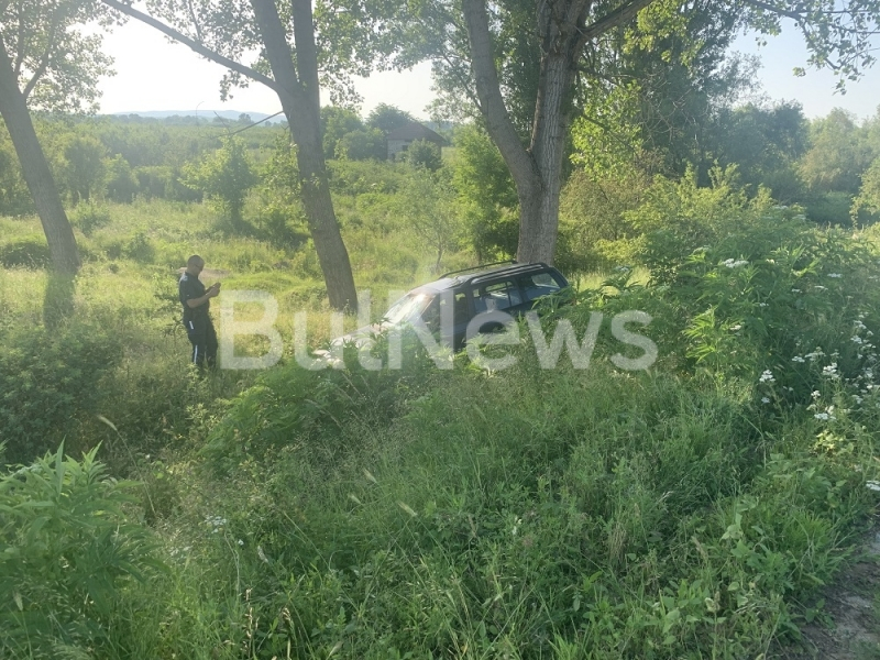 Кола падна от мост в Криводол, СНИМКИ показват ужаса
