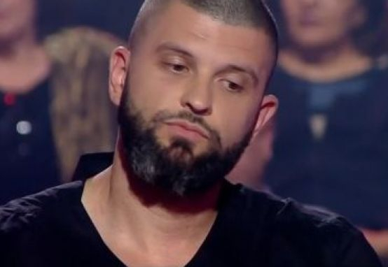 Нацепена батка - историк се издъни жестоко в "Стани богат", жена му събра погледите (СНИМКИ)