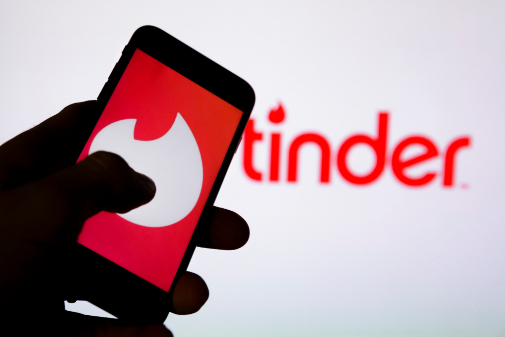 Експерти разкриха тайните на успеха в Tinder