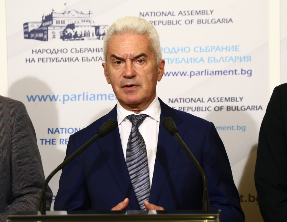 Първо в БЛИЦ: Арестуват Сидеров! Водят го в килията на Трето районно