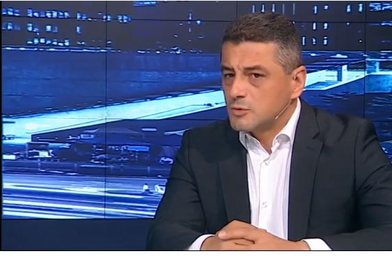 Красимир Янков: Оттеглената оставка на Нинова ще има тежки последствия 