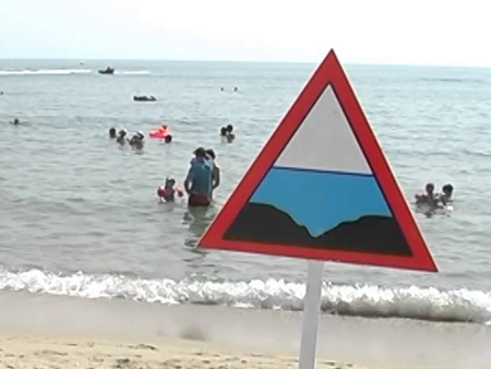 Голяма опасност дебне по морето! Най-страшно ще е праз август