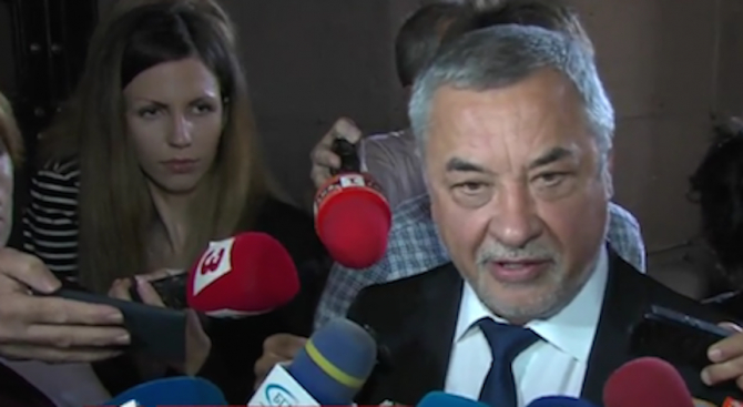 Симеонов преди Коалиционния съвет: Възможно е да не постигнем общо решение
