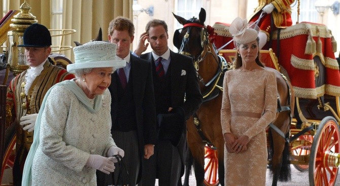 Една болест мори и Кейт Мидълтън, и Елизабет II