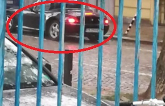 Само в БЛИЦ! Столичанин с BMW кабрио изби рибата (СНИМКИ)