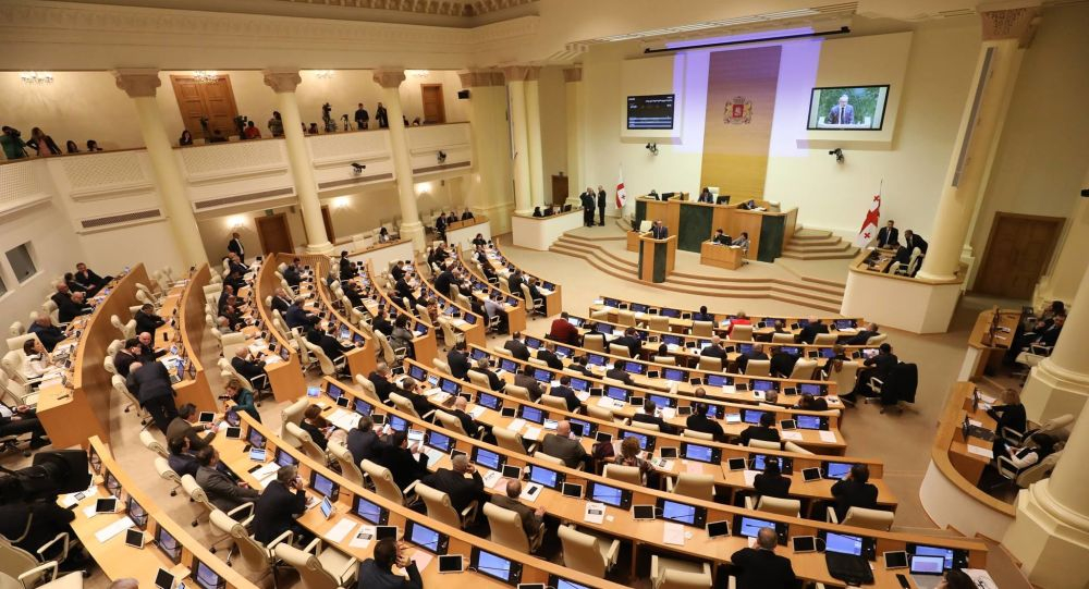 Депутати се сбиха в парламента на Грузия (ВИДЕО)