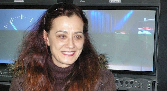 Тъжна вест: Внезапно почина известна водеща в БНТ