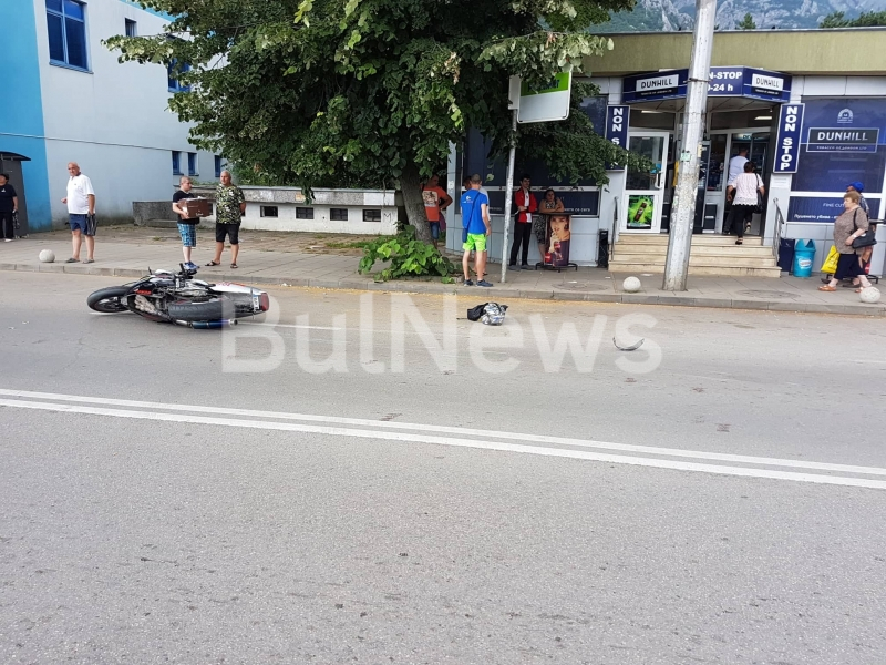 Моторист проля кръвта на известен лекар пред болницата във Враца (СНИМКИ 18+)