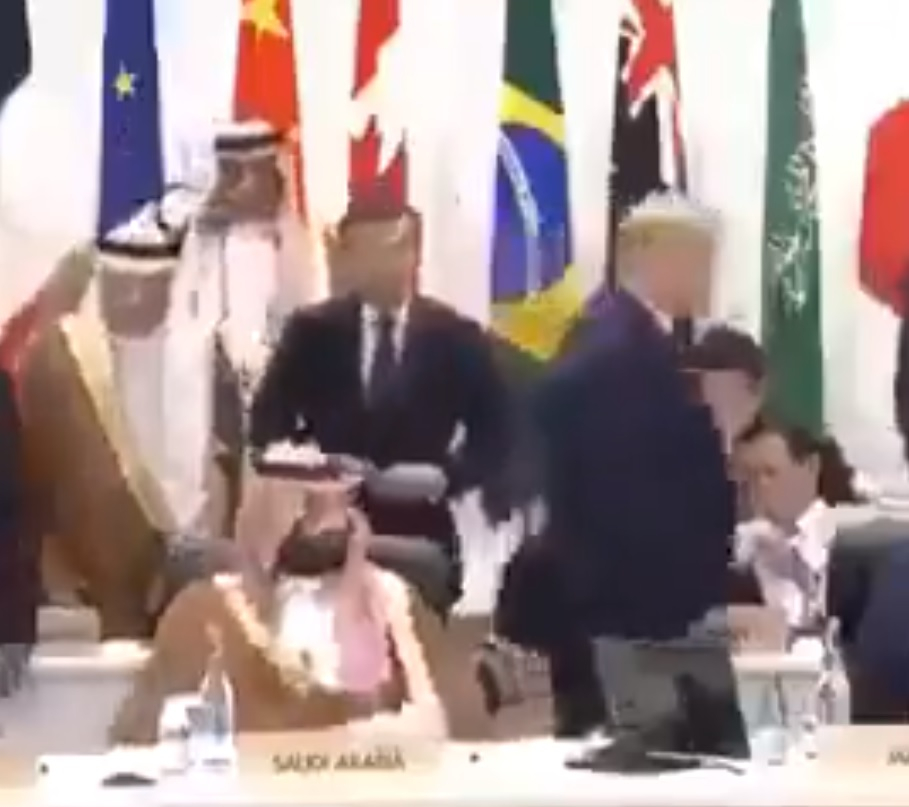 Тръмп разигра саудитския принц на G20 (ВИДЕО)