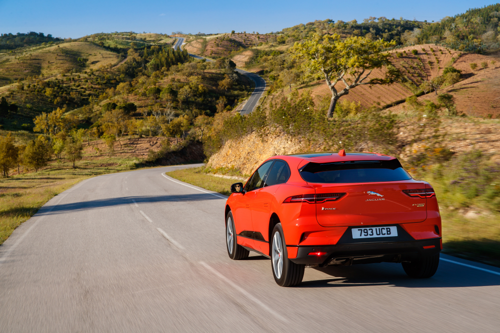 Световен и европейски автомобил на годината Новият Jaguar I-PACE