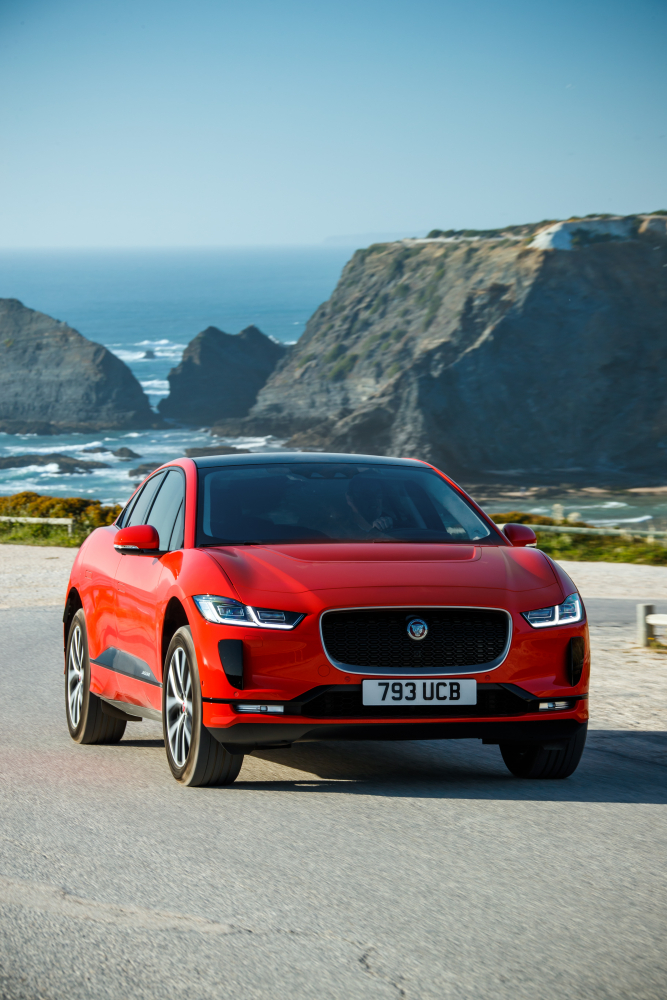 Световен и европейски автомобил на годината Новият Jaguar I-PACE
