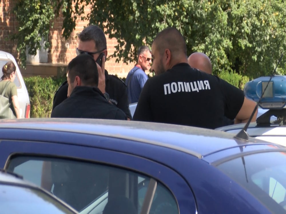 Горещи подробности около спецакцията в Казанлък (ВИДЕО)