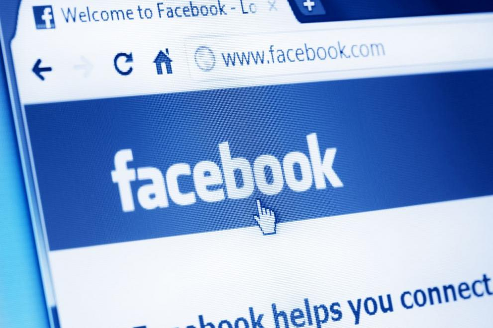 Срив: Facebook се бори с огромен технически проблем