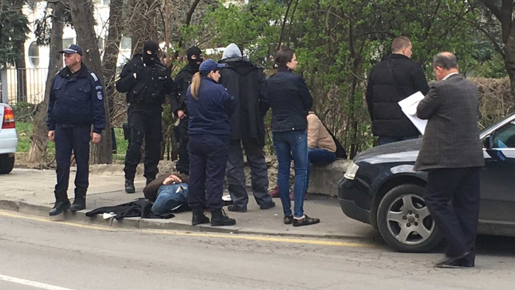 Мощен удар в Слънчев бряг! Закопчаха известна столична мутра в хотелски комплекс