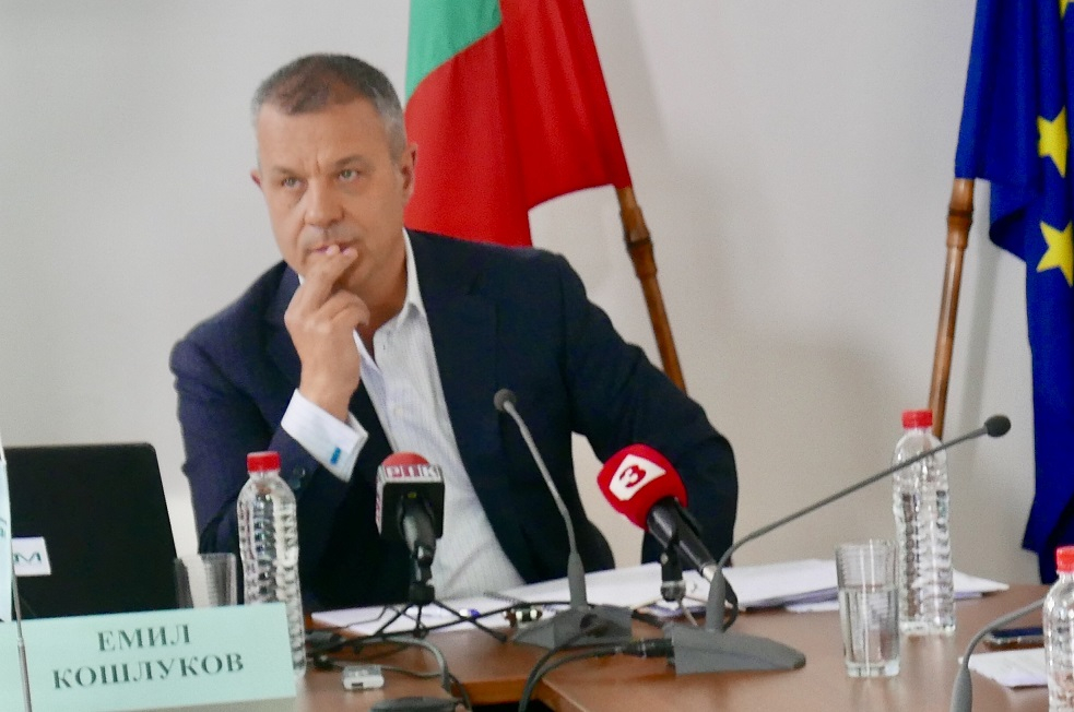 Кошлуков спира знакови предавания, ако стане шеф на БНТ