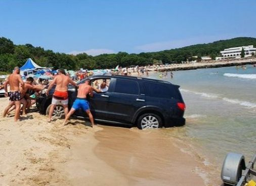 Ангелкова посече концесионера на „Перла“ след сеира със затъналия джип