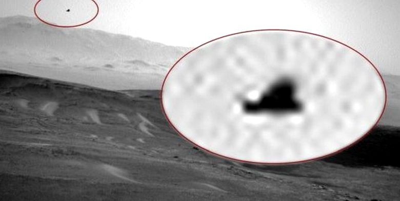 Марсоходът Curiosity засне птица, но мистерията тепърва започва (СНИМКА/ВИДЕО)