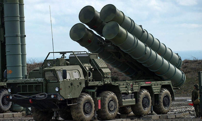 Русия доставя С-400 и оръжия за милиарди на Индия 